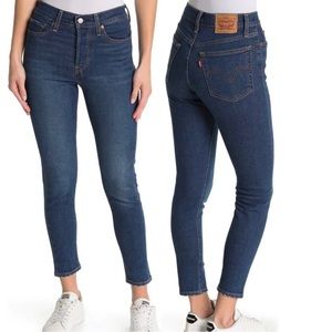 Levi’s Wedgie Skinny, Button-Fly, High-Rise, Size 26, NWT